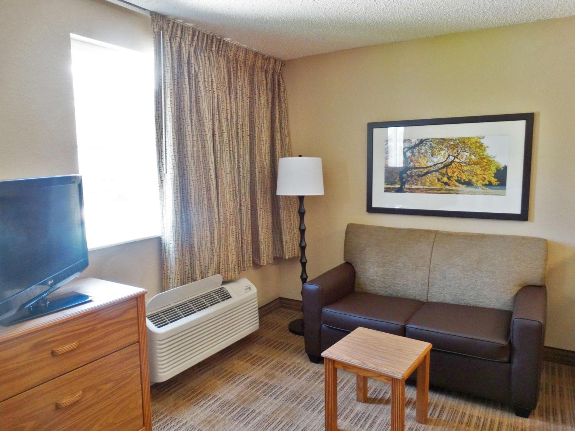 Extended Stay America Select Suites - Orlando - Lake Mary - 1040 Greenwood Blvd Εξωτερικό φωτογραφία