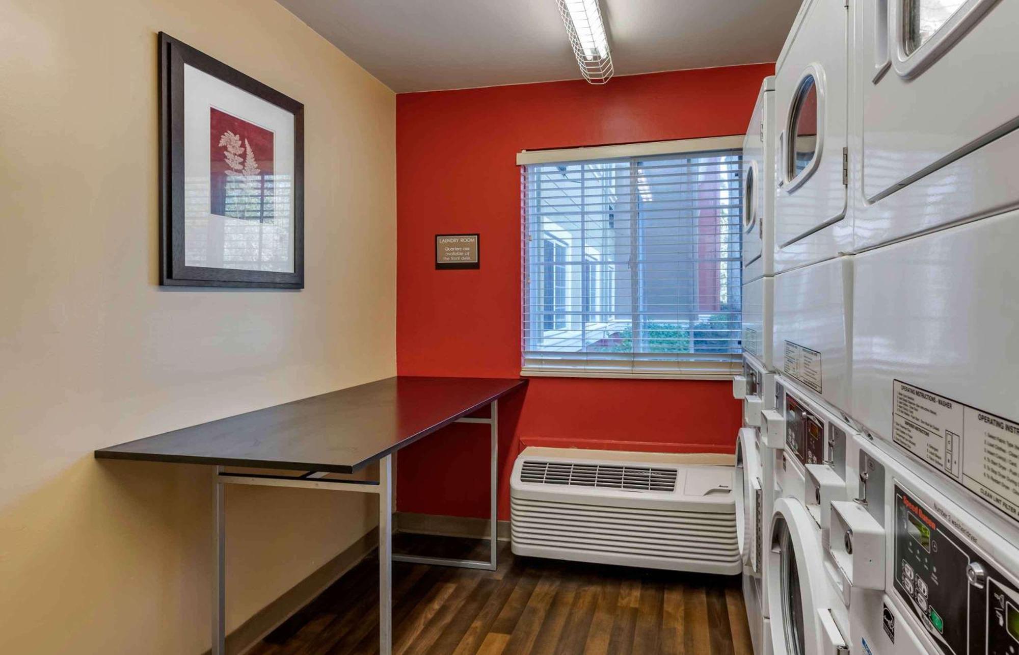 Extended Stay America Select Suites - Orlando - Lake Mary - 1040 Greenwood Blvd Εξωτερικό φωτογραφία